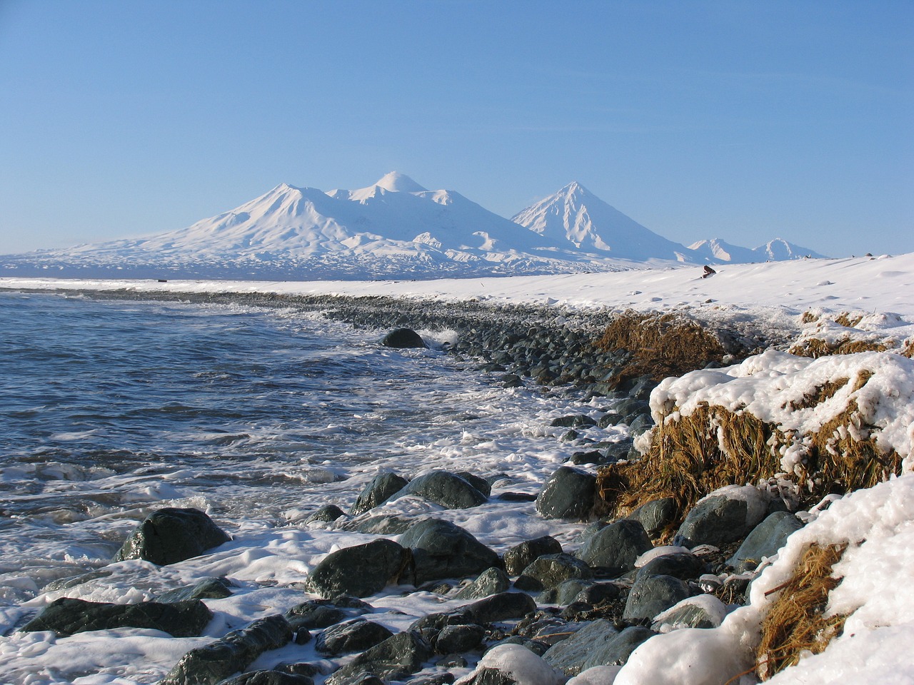 volcanoes mountains ocean free photo