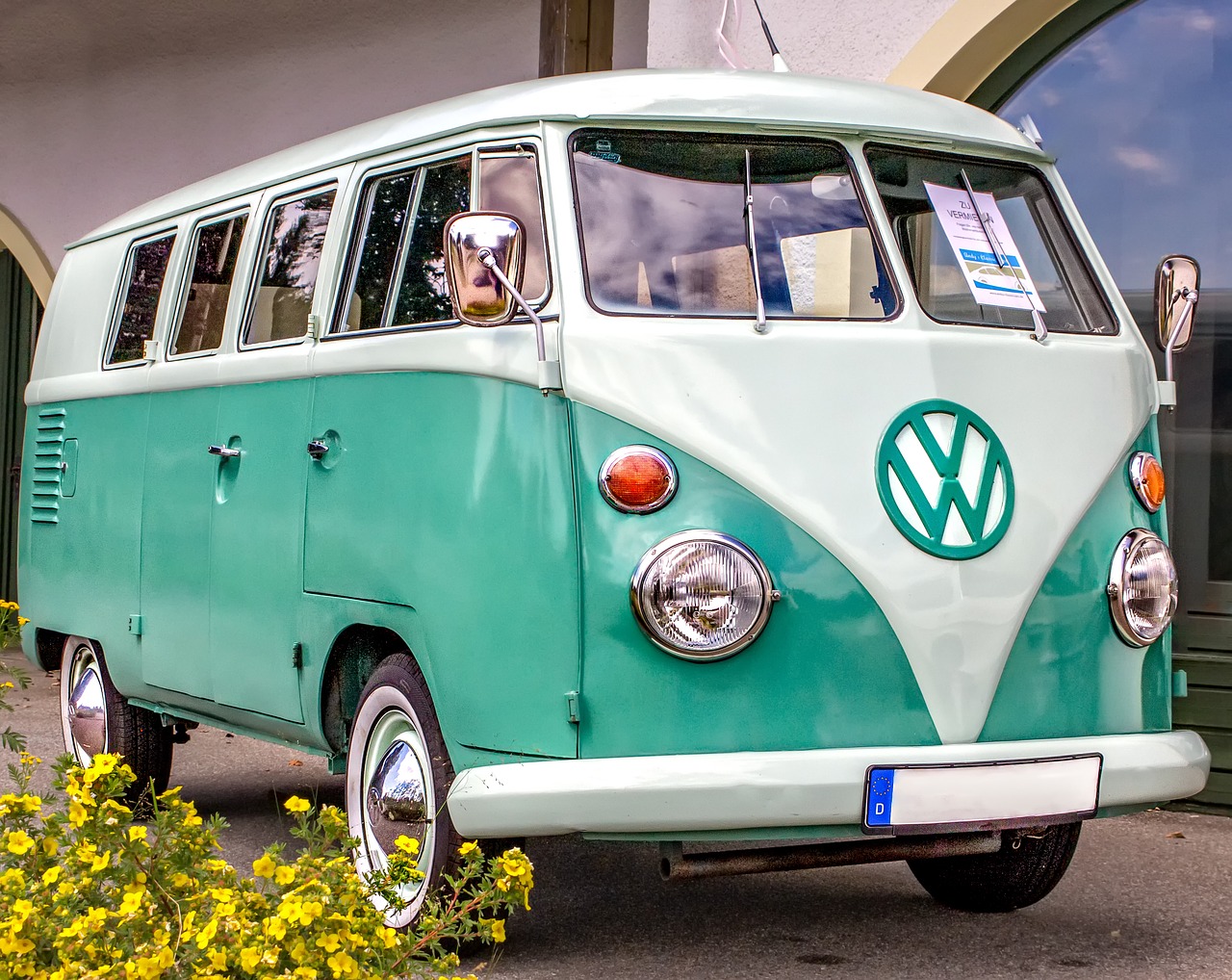 vw  bus  vehicle free photo