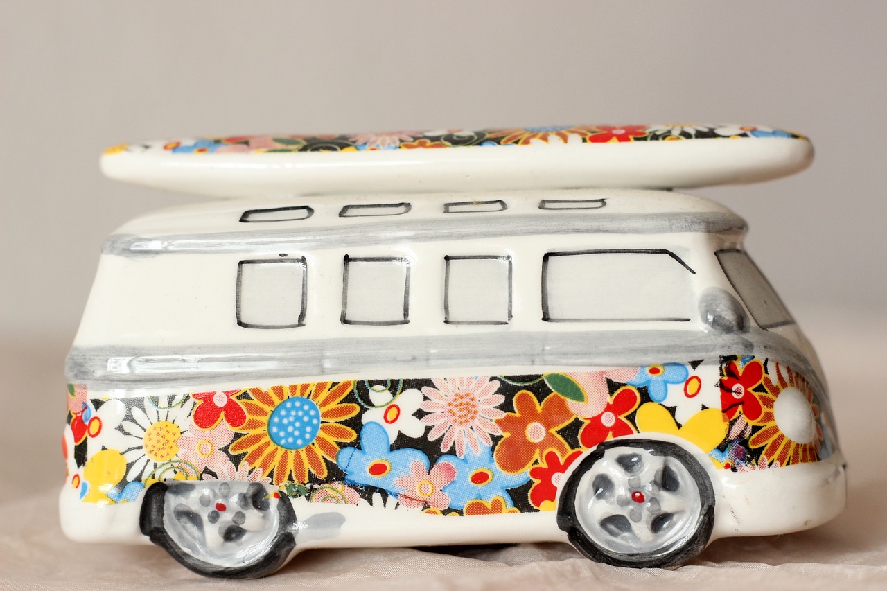 vw bus deco ceramic free photo