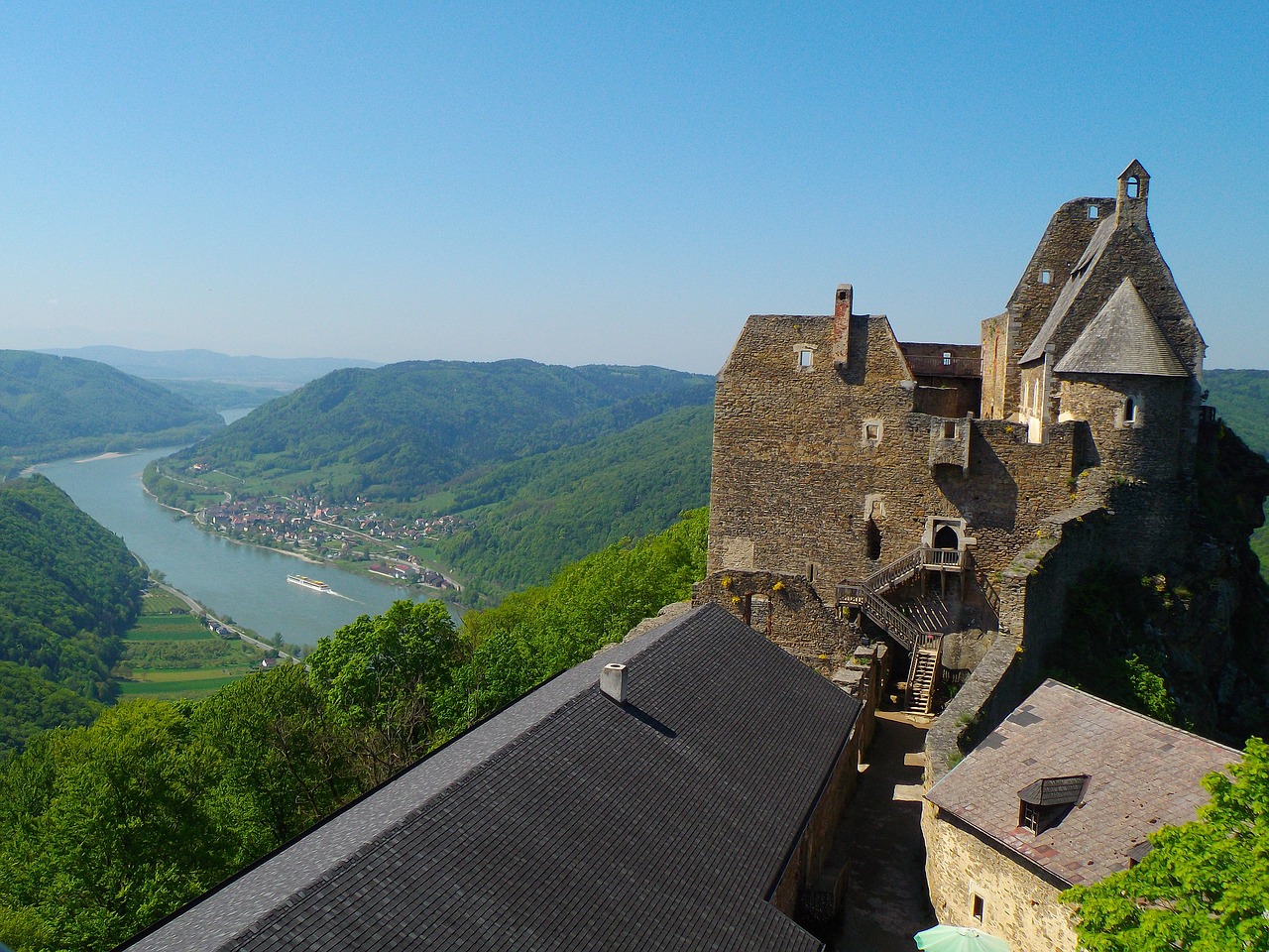 wachau aggstein castle free photo