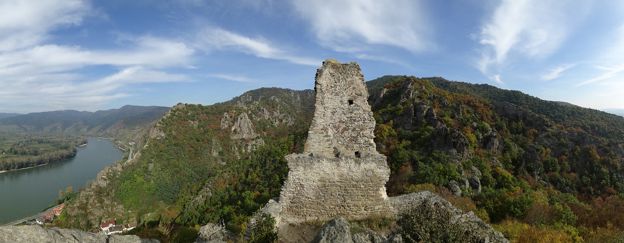 wachau valley austria landscape free photo