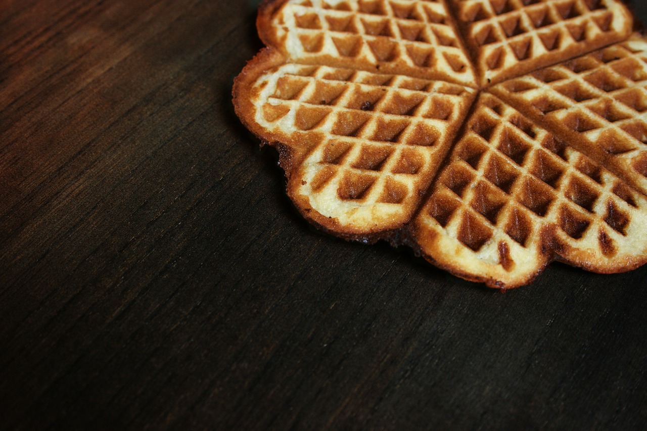 waffle herzchen baked free photo
