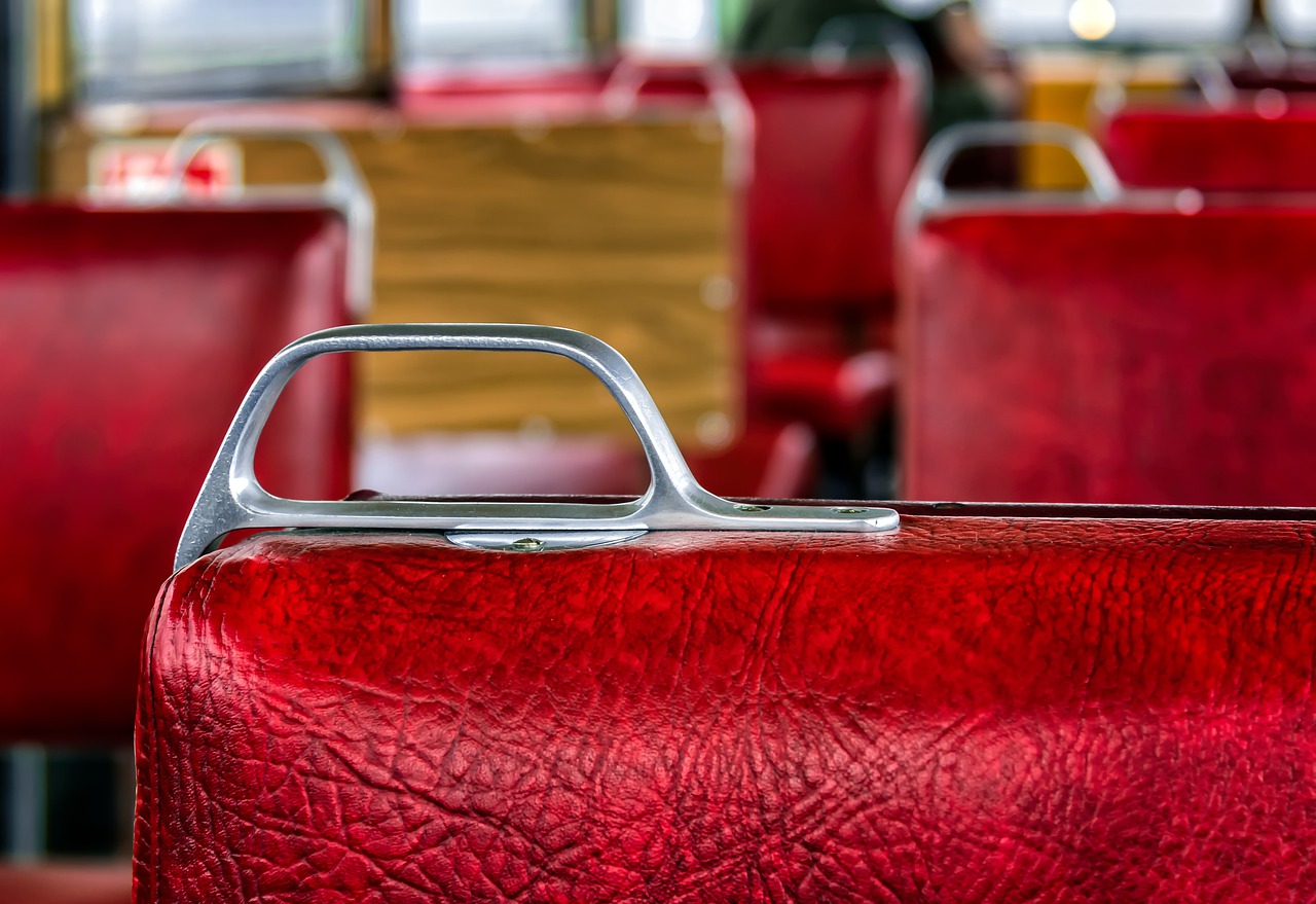 wagon seat red free photo