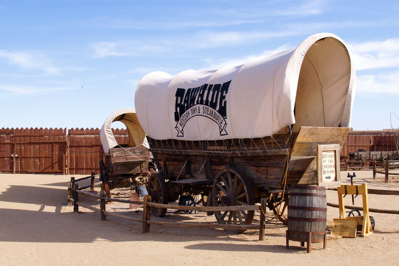 wagon covered transportation free photo