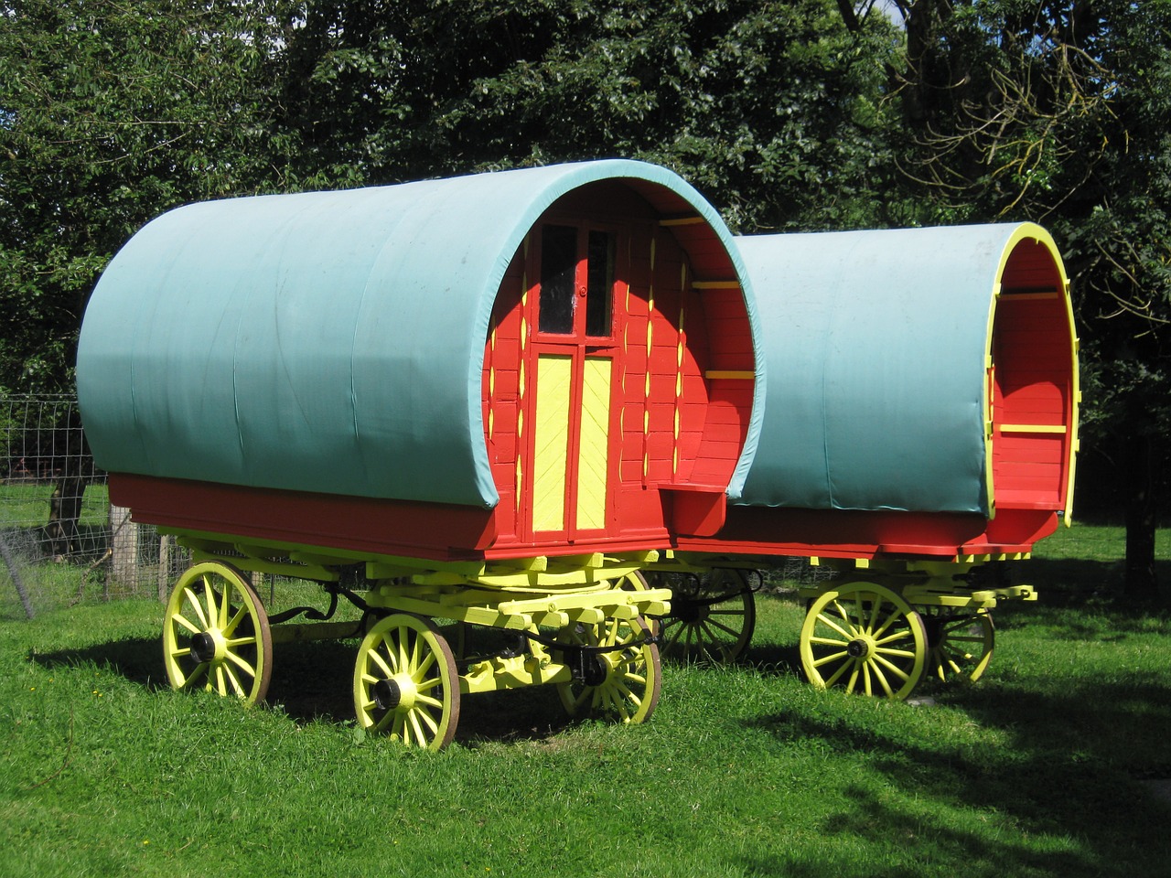 wagon caravan gypsy free photo