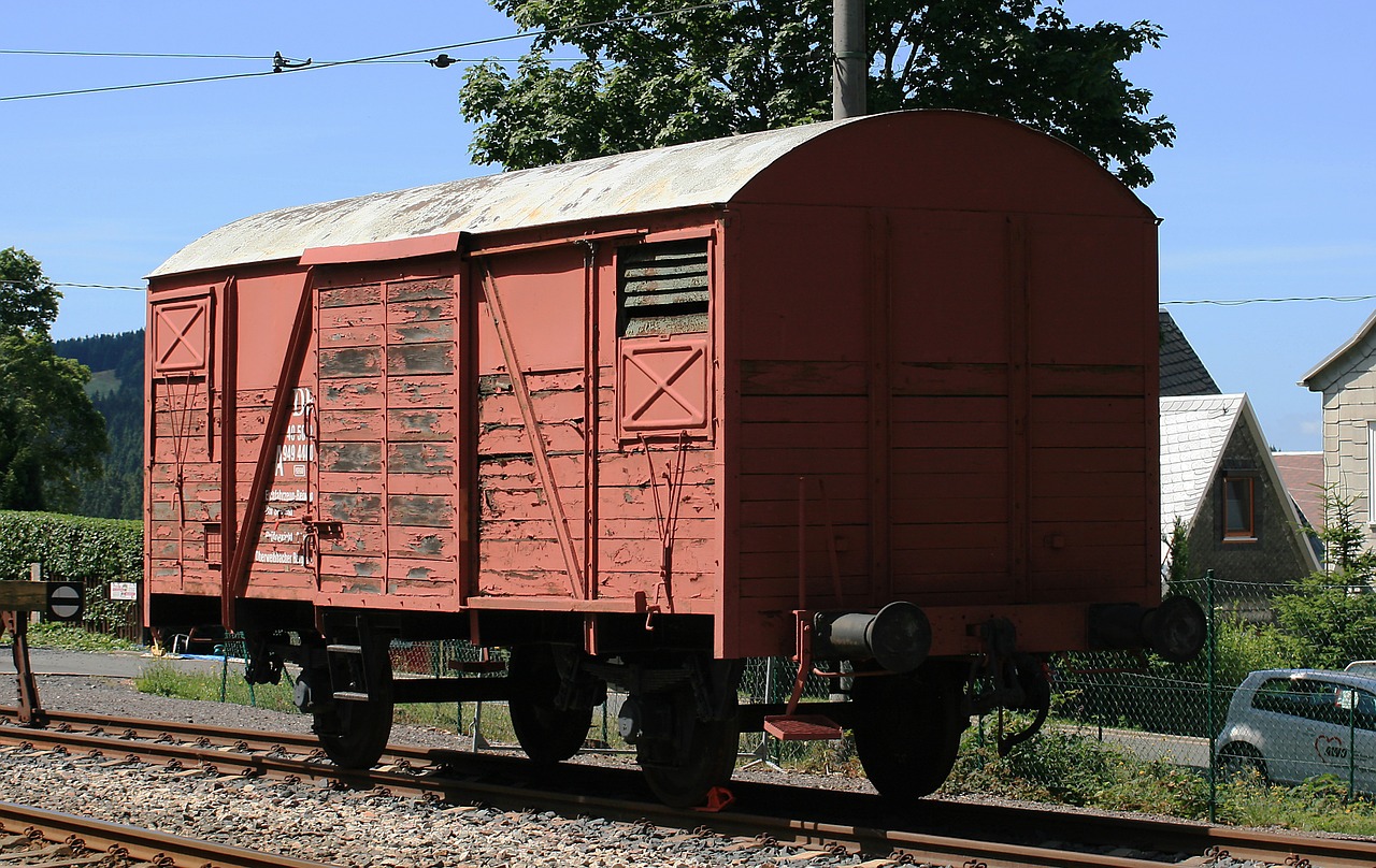 wagon red wagon railway free photo