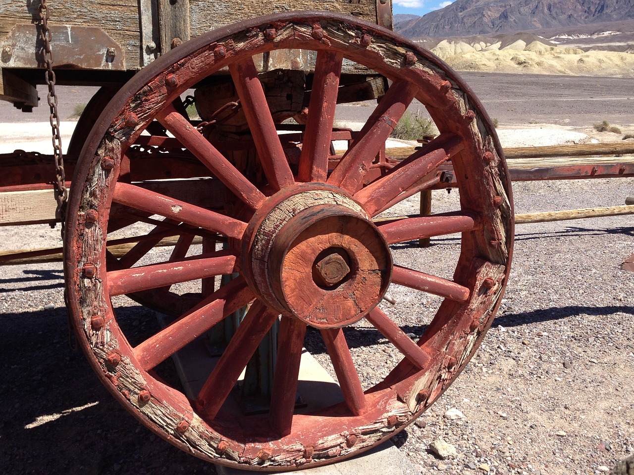 wagon wheel death free photo