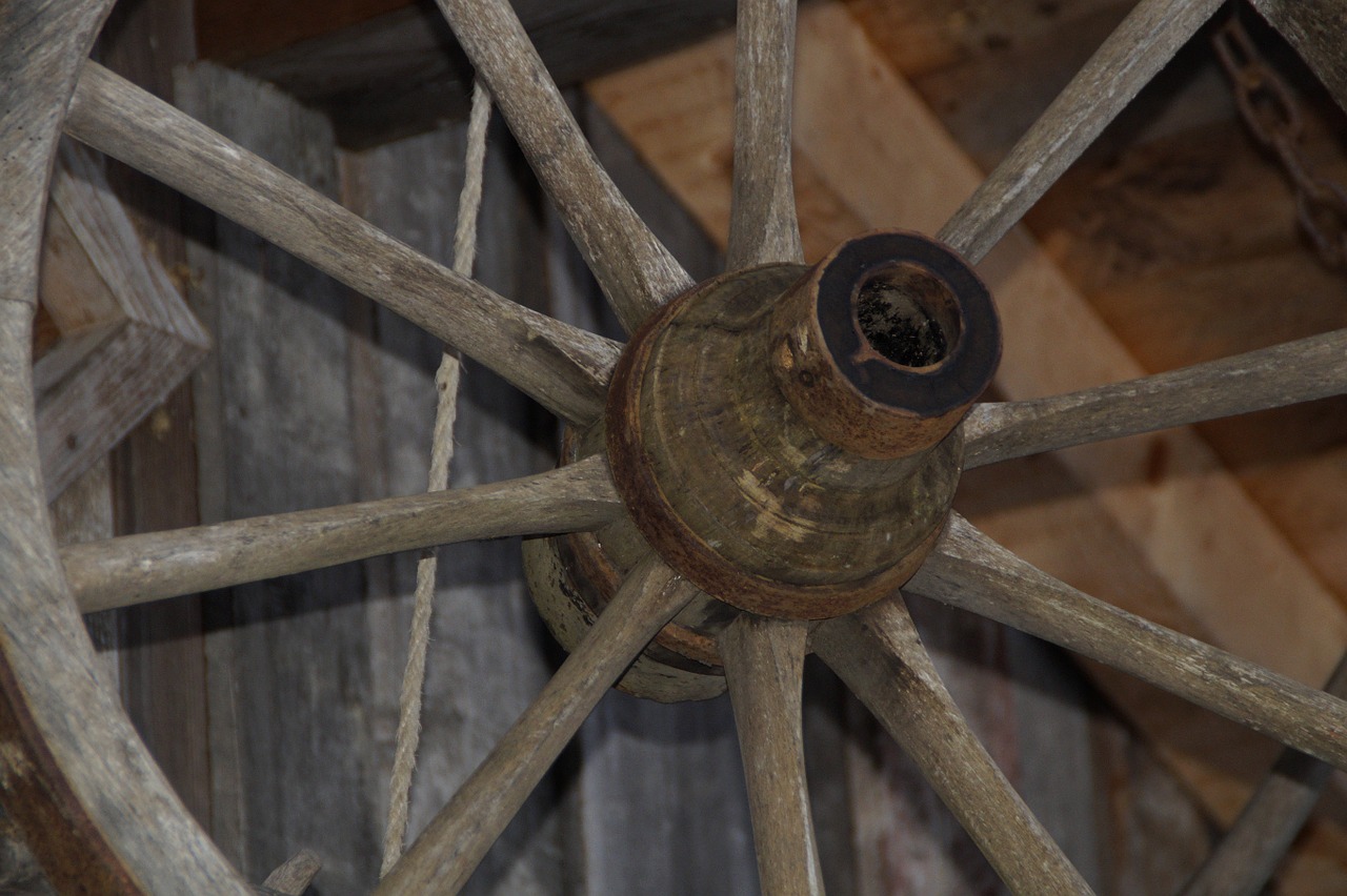 wagon wheel spokes wooden wheel free photo