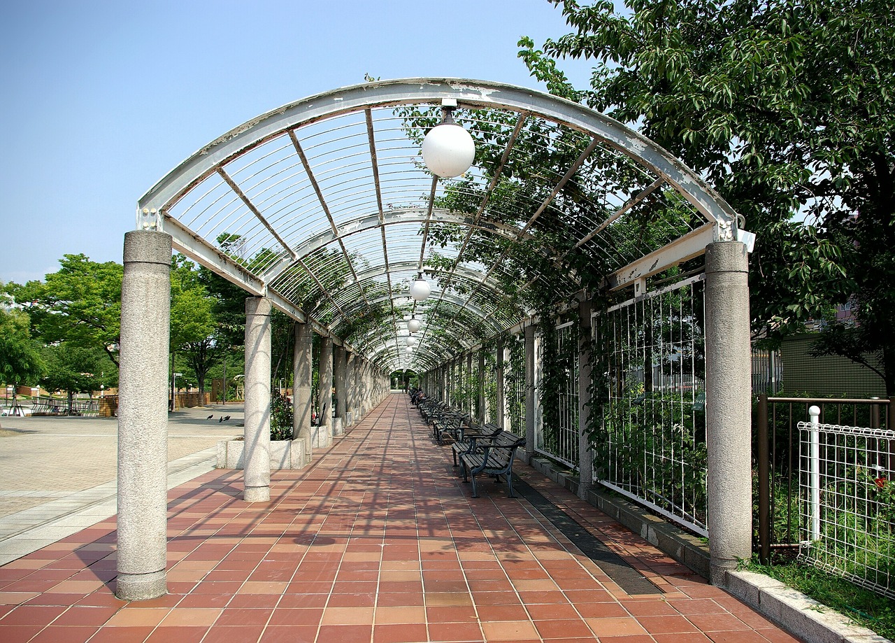 walkway covered perspective free photo