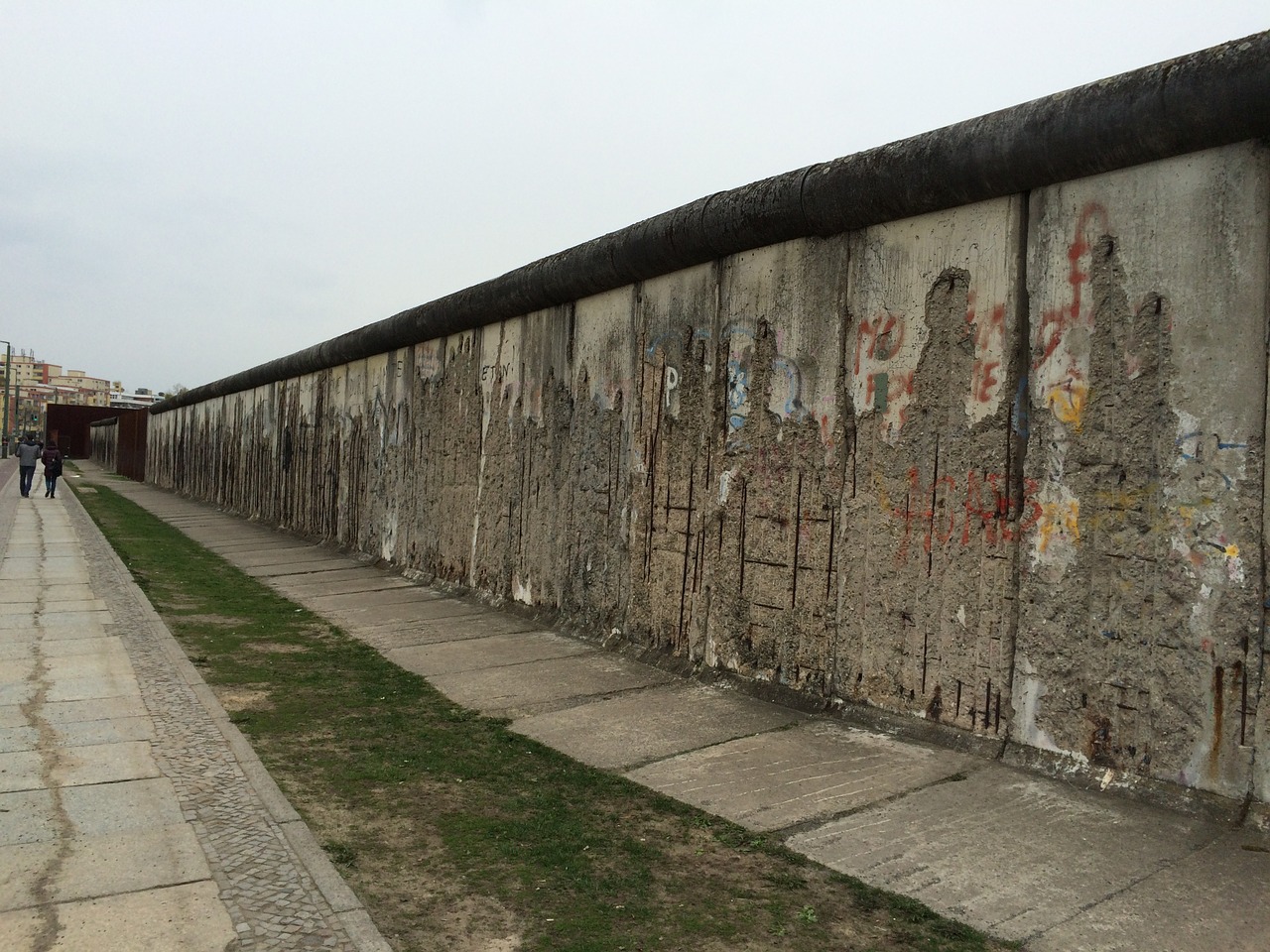 wall monument berlin free photo