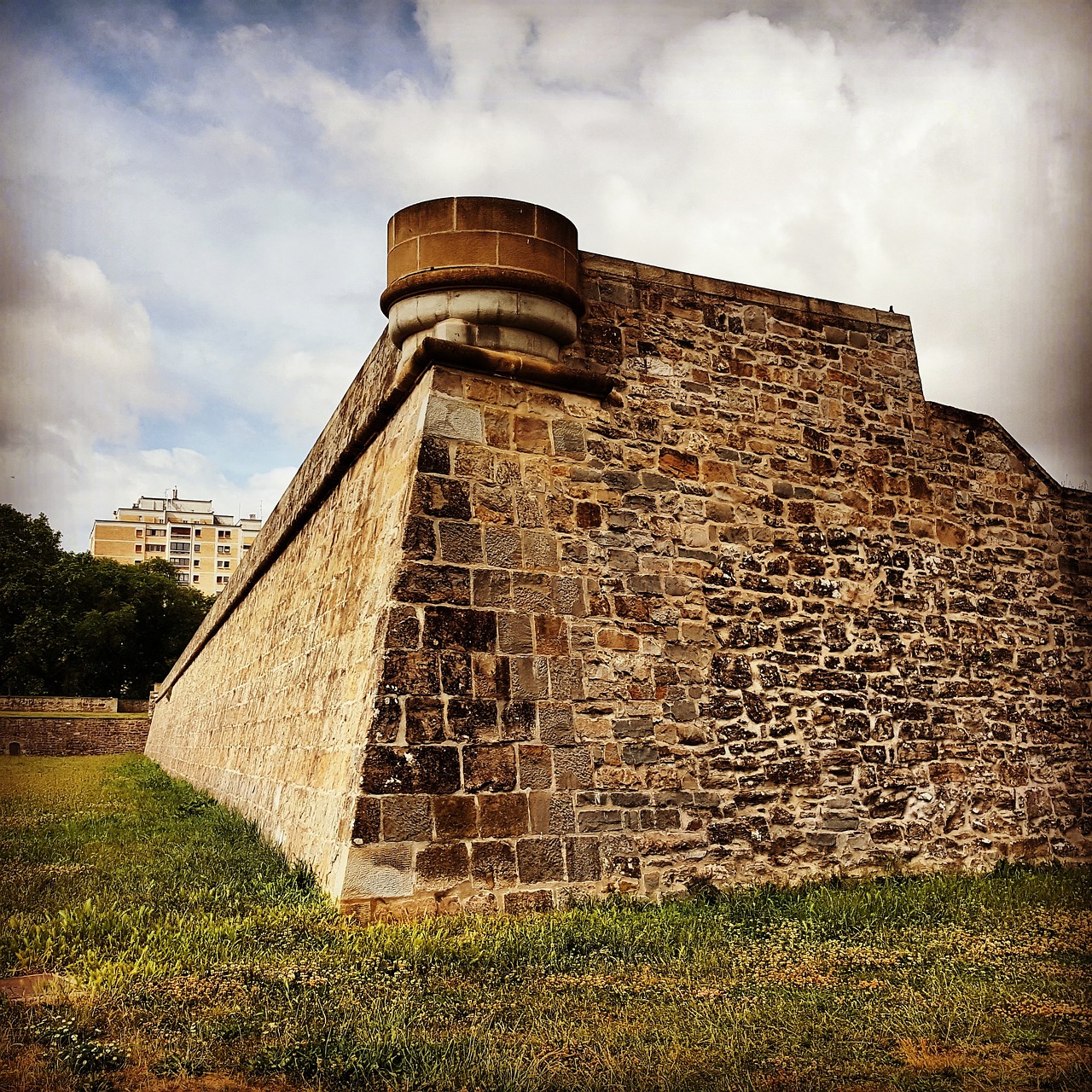 wall citadel pamplona fortification free photo
