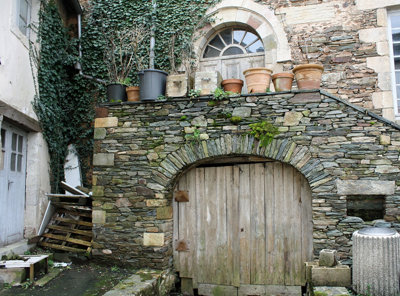 wall stone door free photo