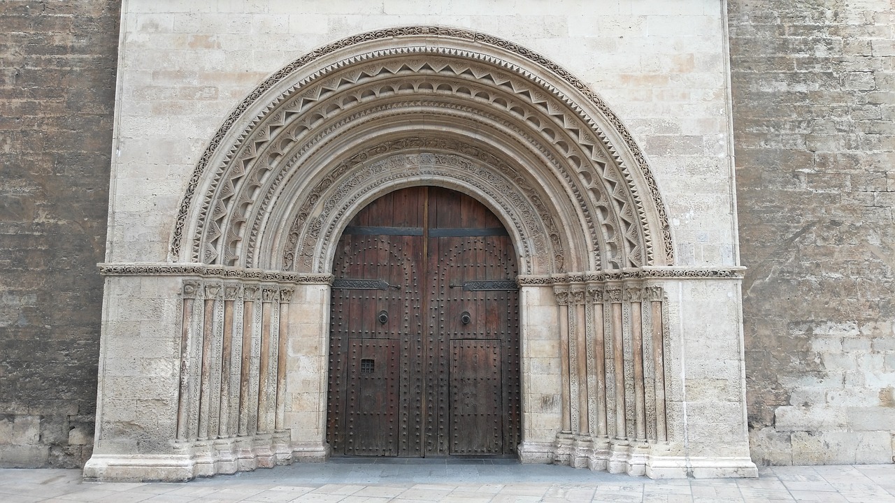 wall door architecture free photo