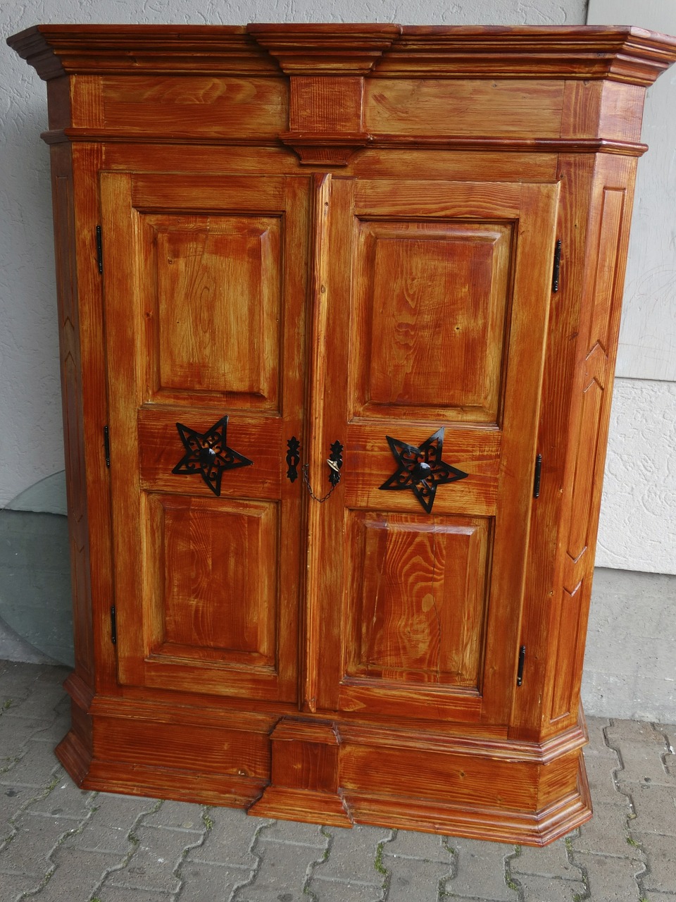 wall cabinet wardrobe wood free photo