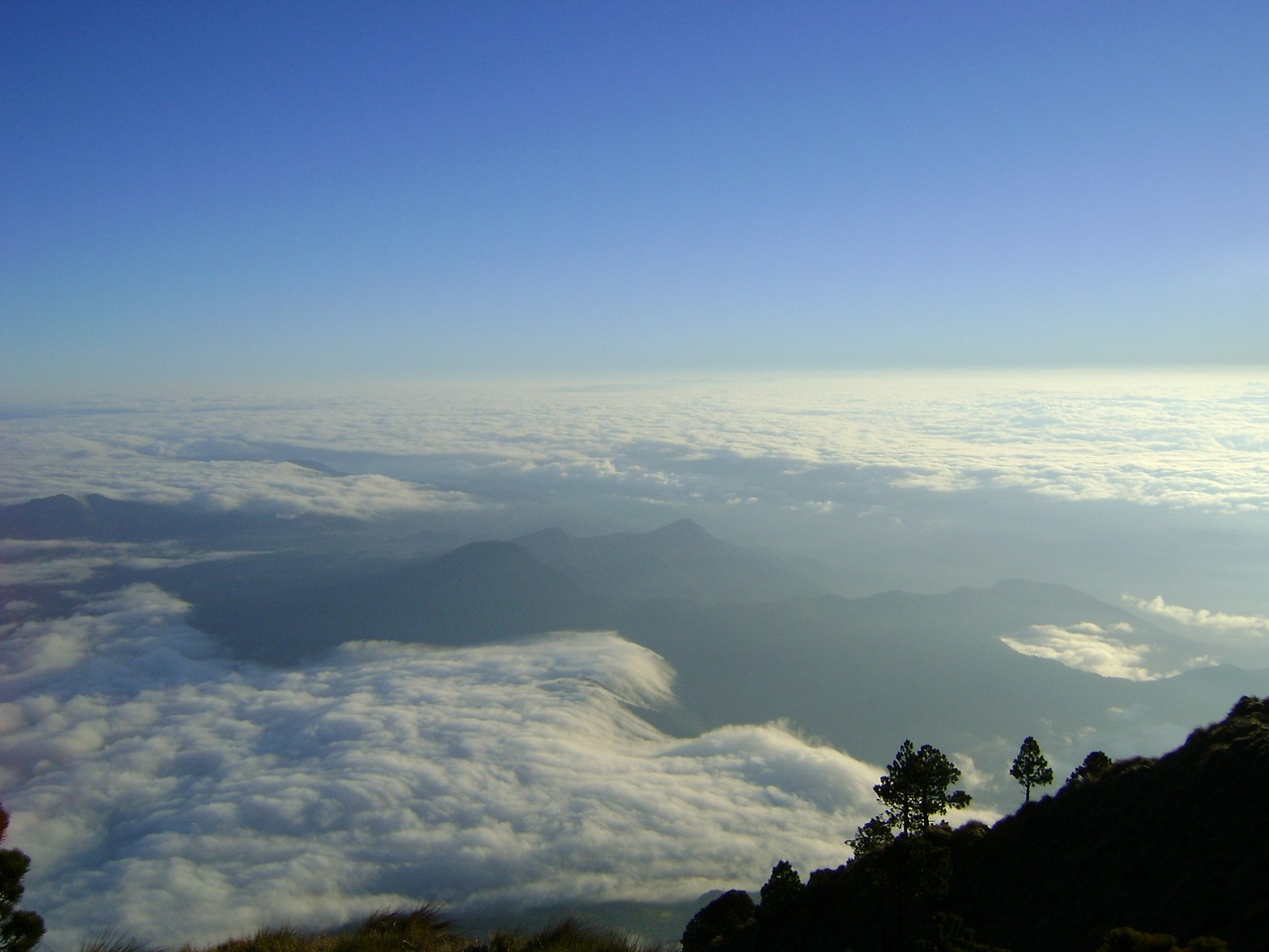 wallpaper guatemala a volcano of water free photo