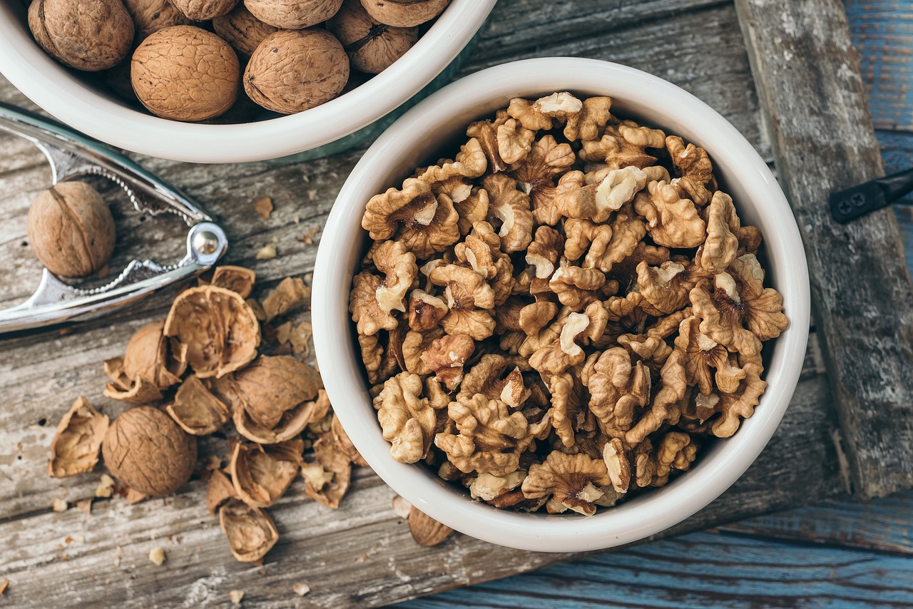 walnut  bowl  healthy free photo