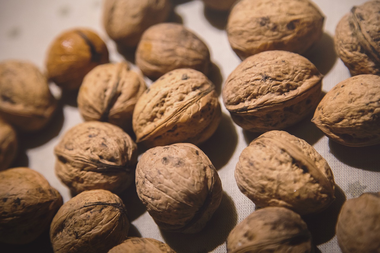 walnut brown table free photo