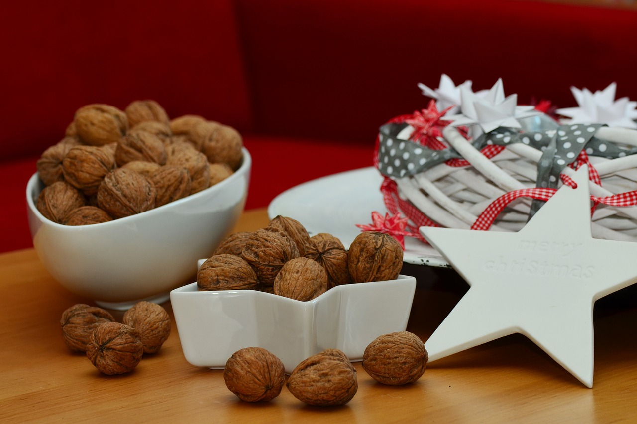 walnuts nuts christmas free photo