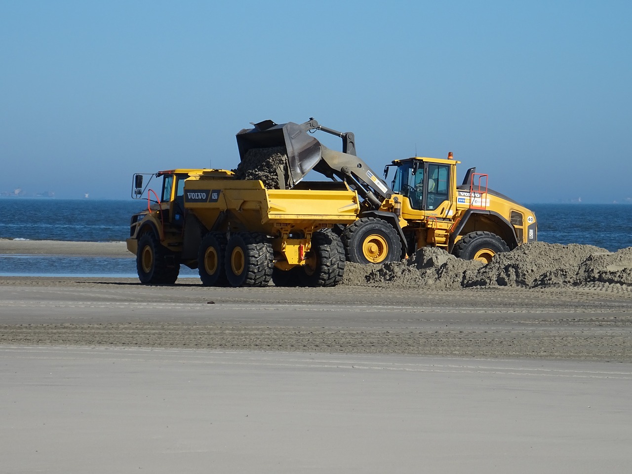 wangerooge  beach  dike construction free photo