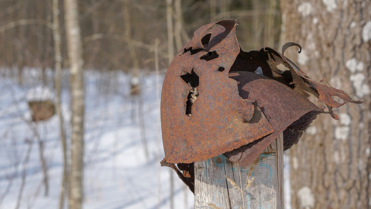 war  helmet  winter free photo