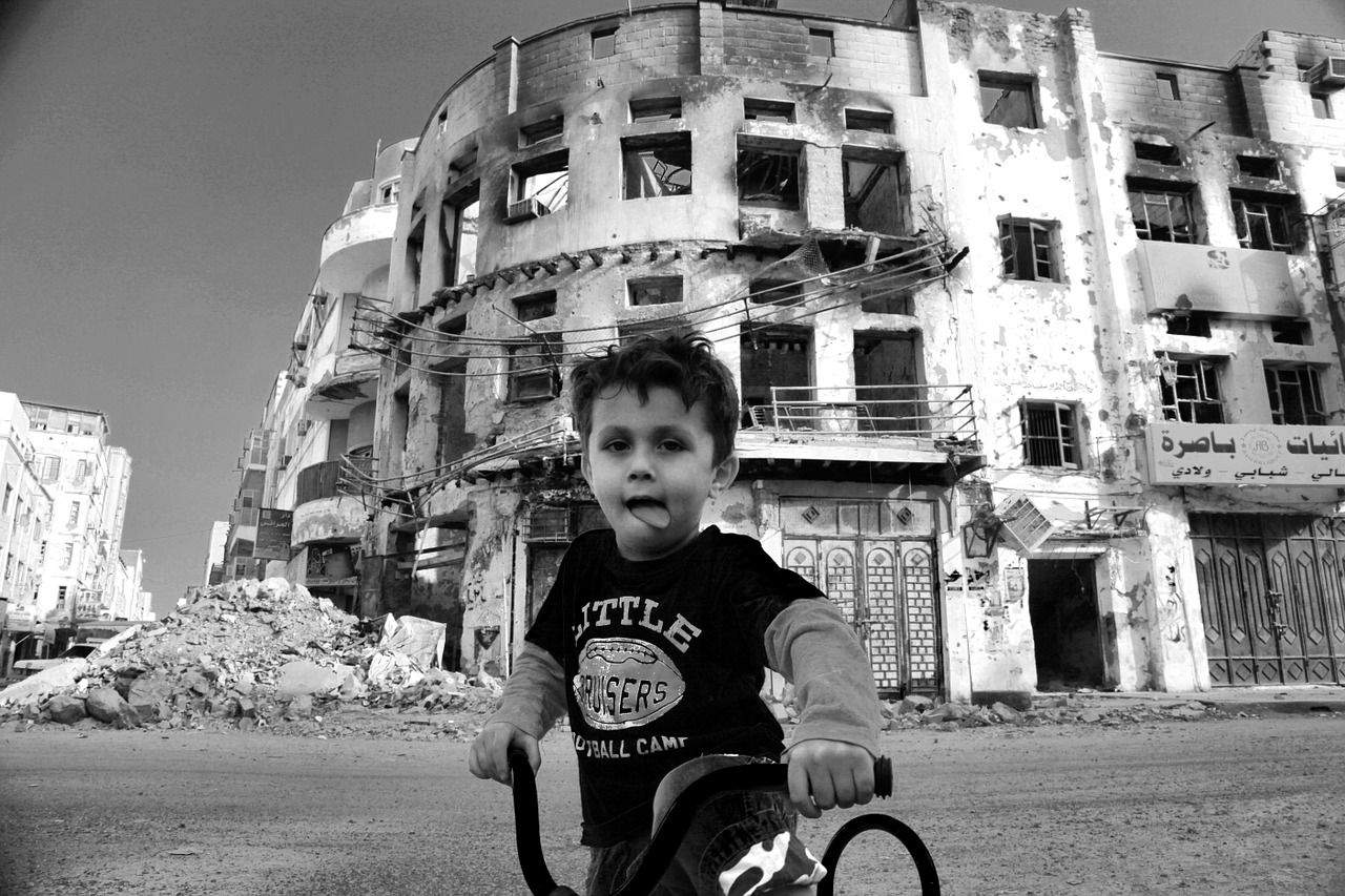war children destruction free photo