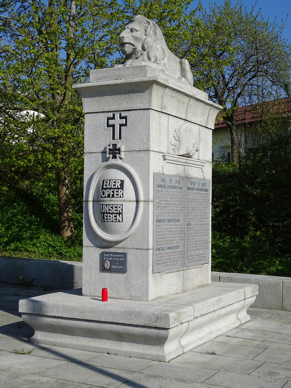 war memorial monument commemorate free photo
