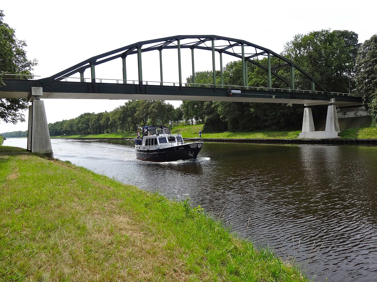 warmtinkbrug zijkanaal bridge free photo