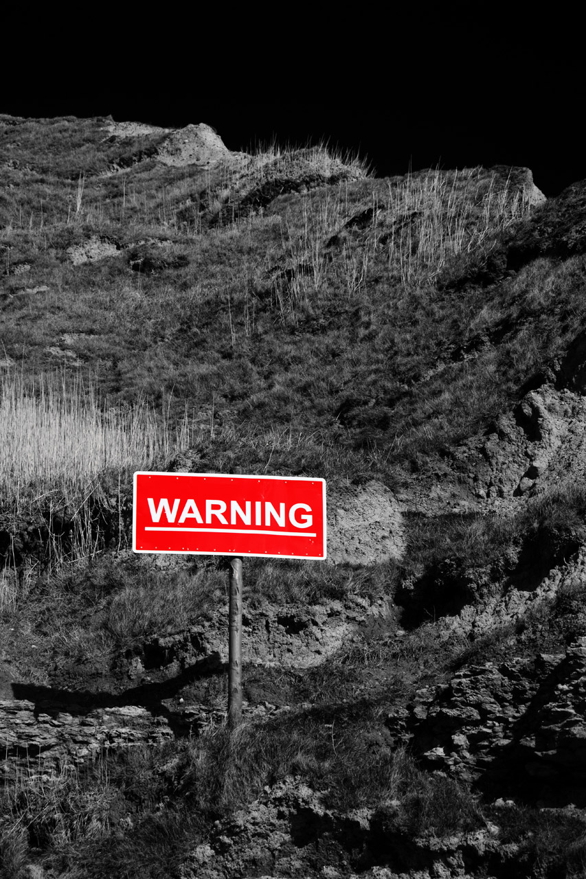 area caution cliff free photo
