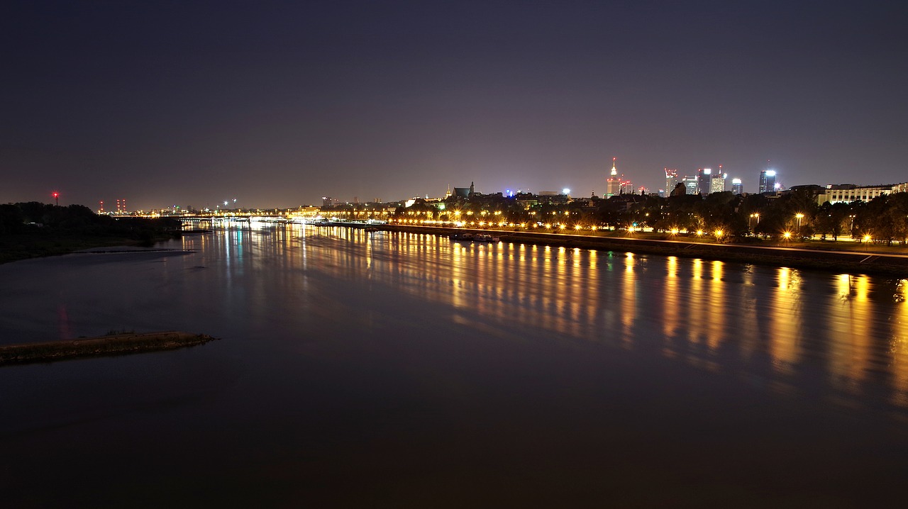 warsaw wisla night free photo