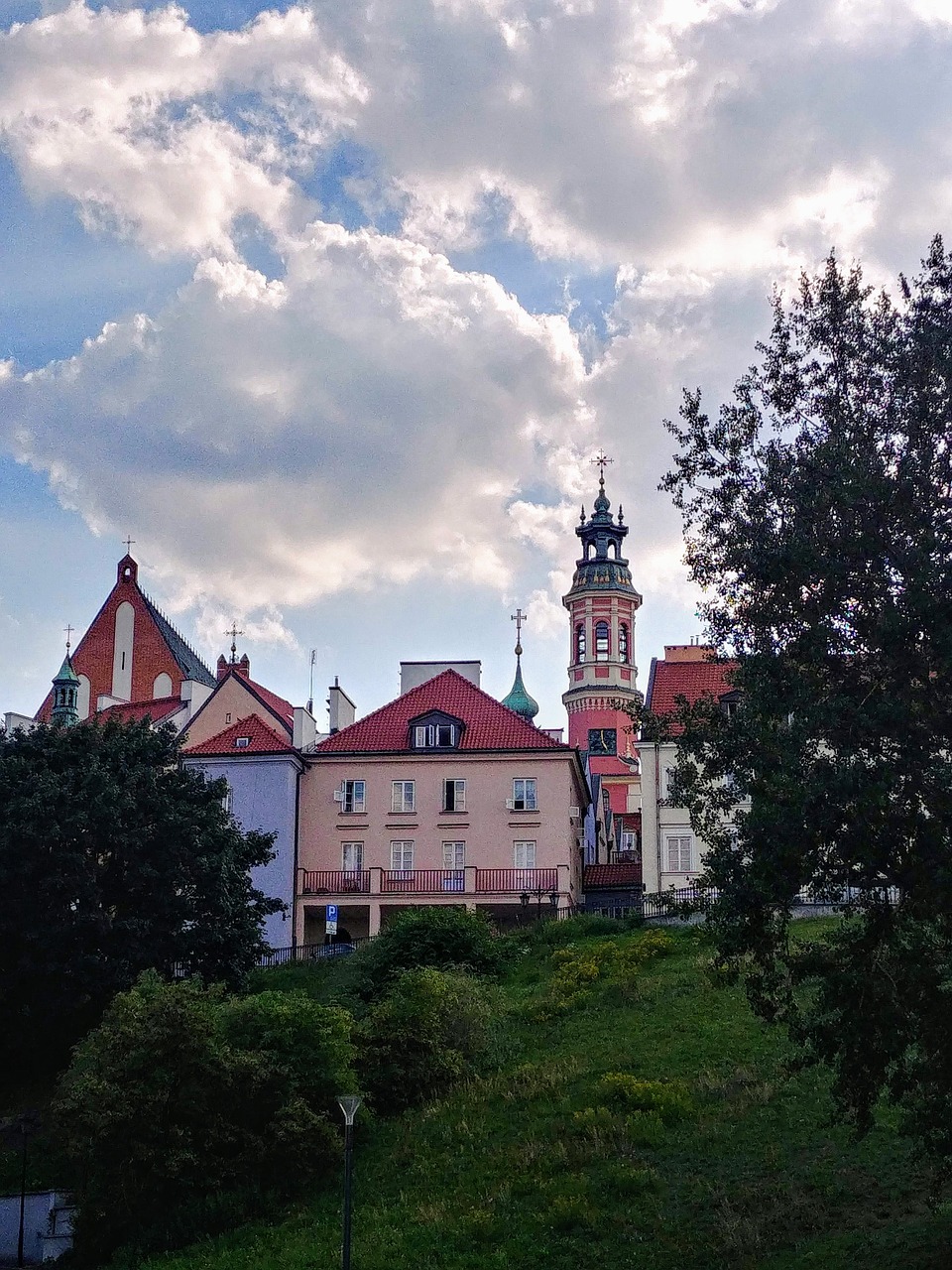 warsaw  poland  mazowsze free photo