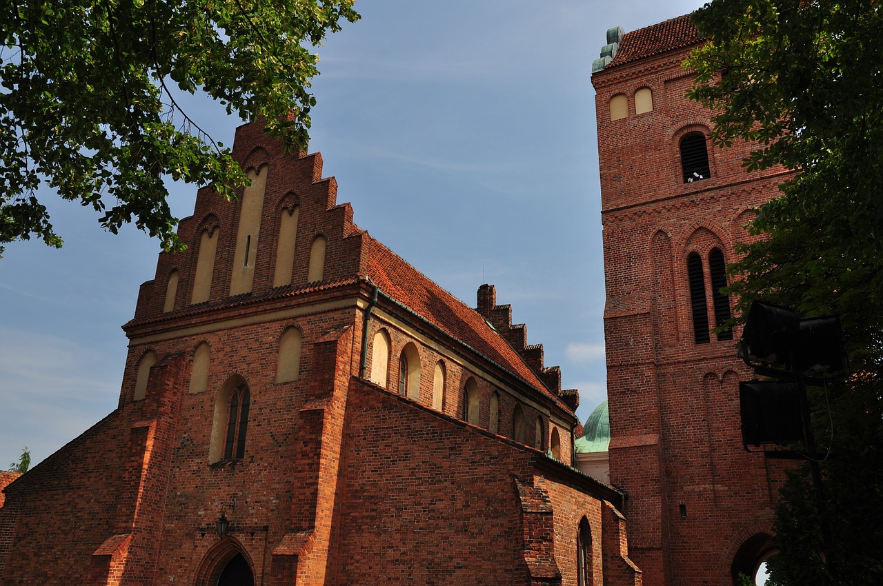 warsaw church old free photo