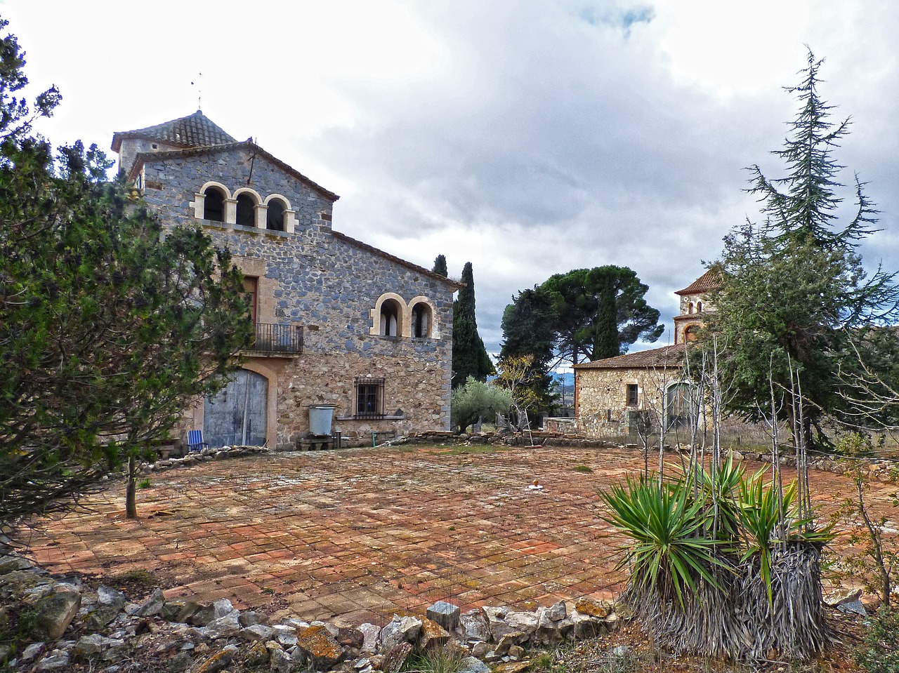 was farmhouse old free photo