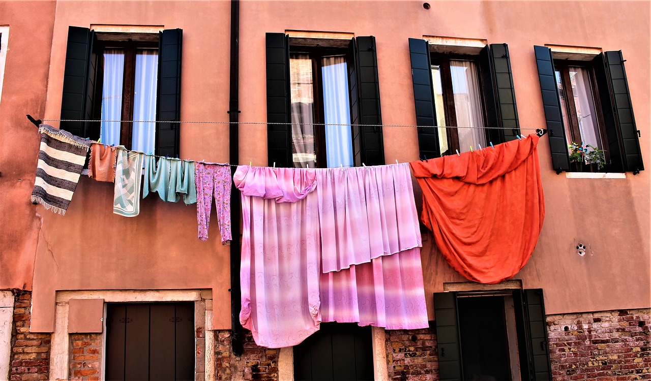 washing window clothesline free photo
