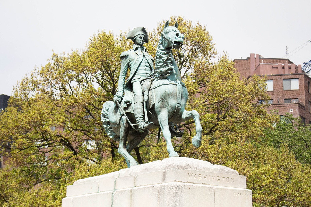 washington sculpture statue free photo