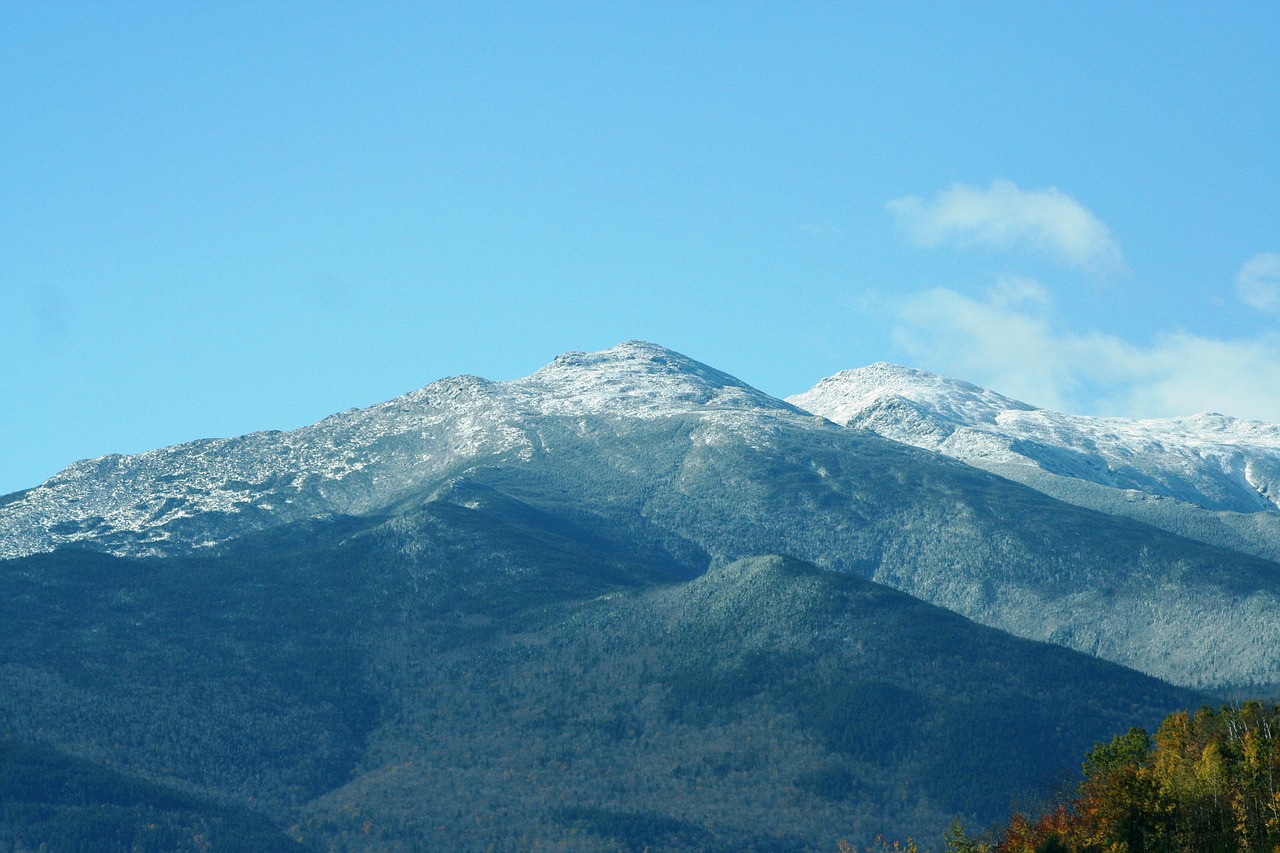 washington mountain blue sky free photo