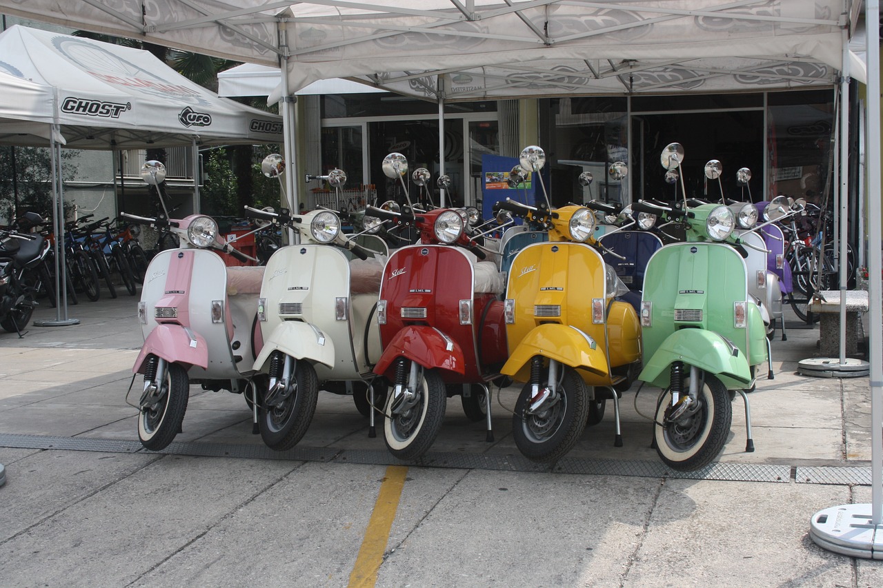 wasp vintage piaggio free photo