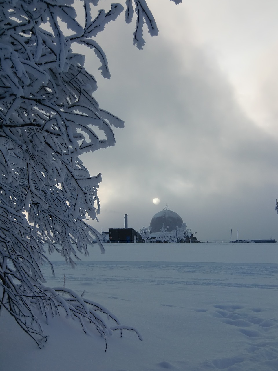 wasserkuppe radar dome winter light free photo