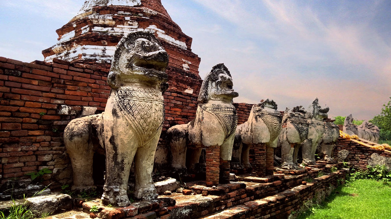 wat thammikarat ayutthaya leo free photo