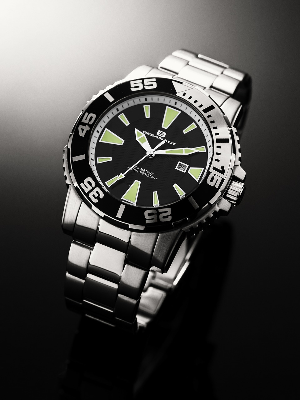 watch wristwatch men's watch free photo