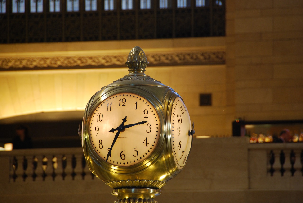 watch grand central station new york free photo