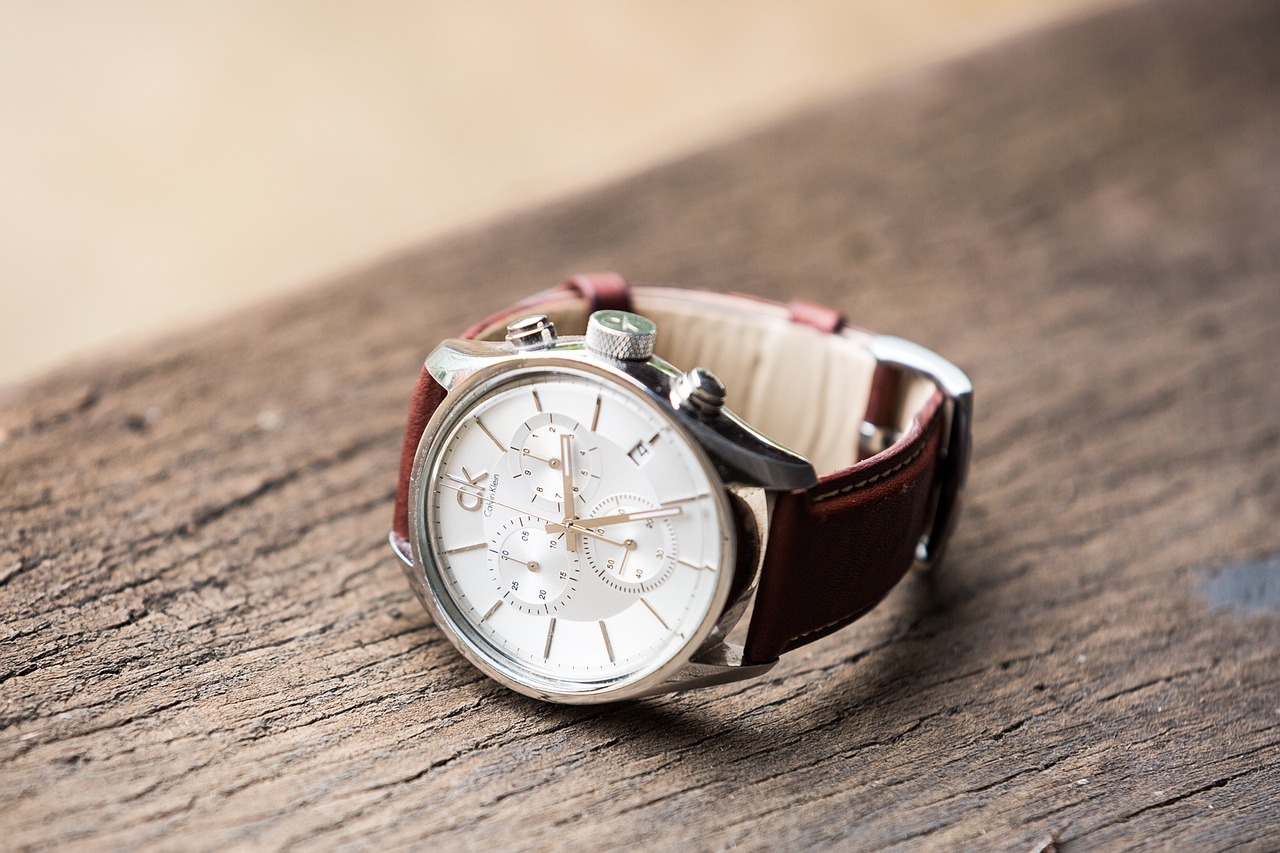 watch wood leather free photo