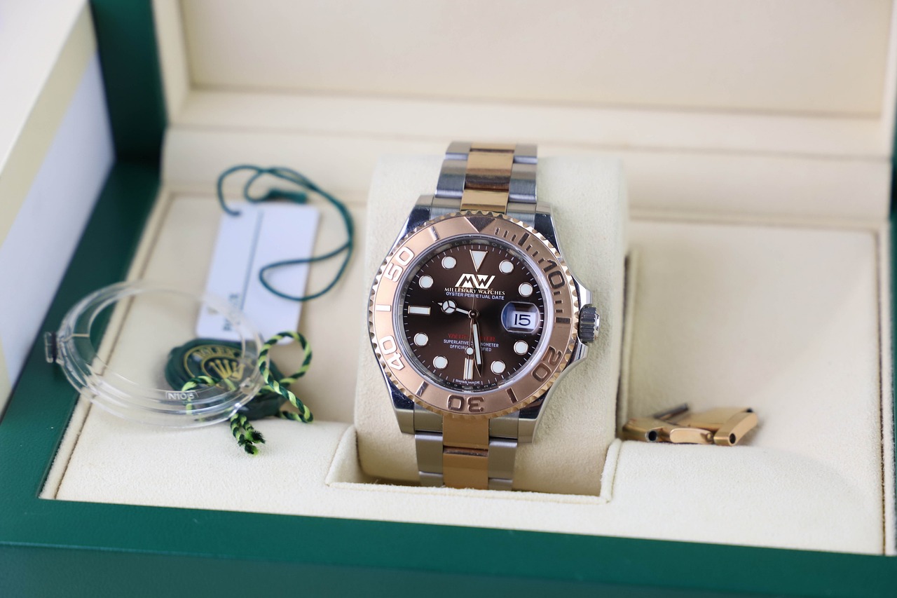 watch  watches  luxury watch free photo