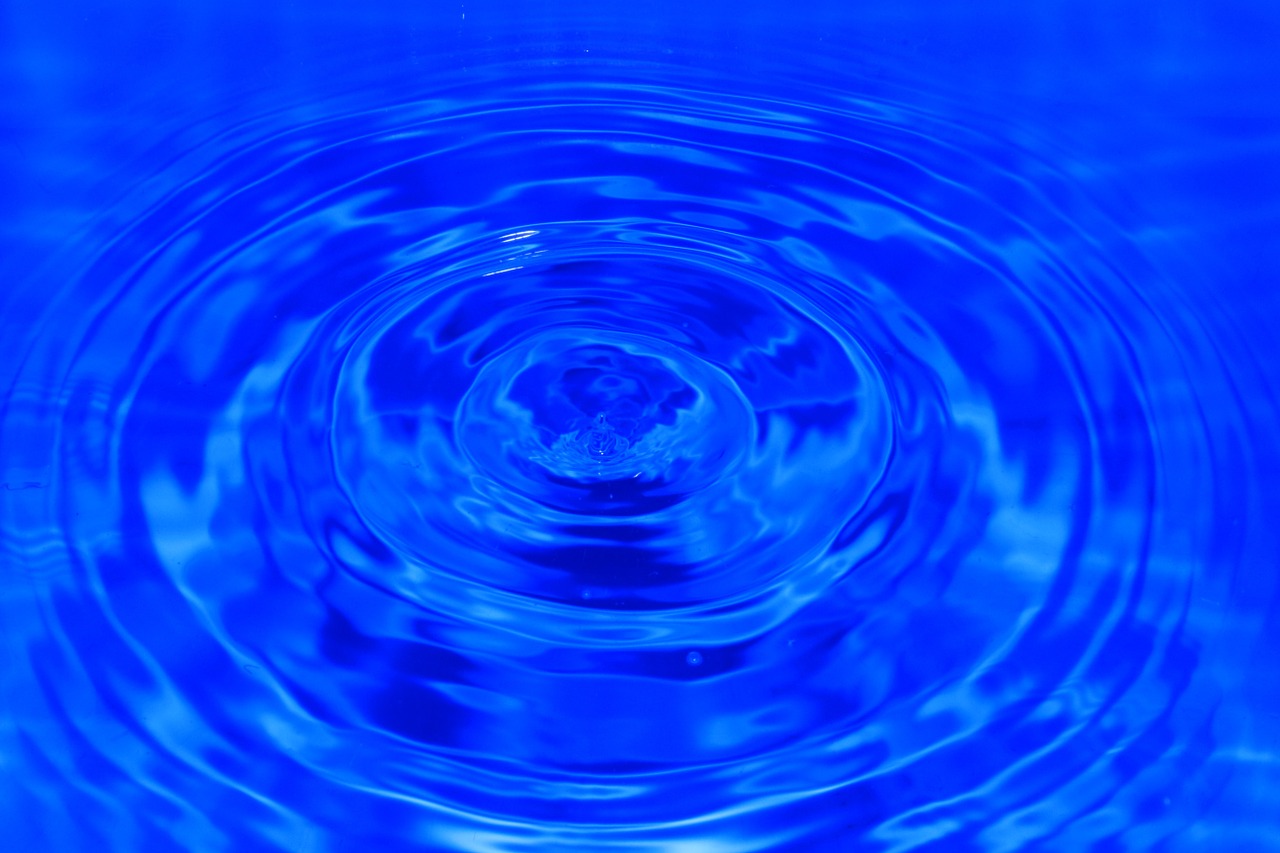 water ring blue free photo