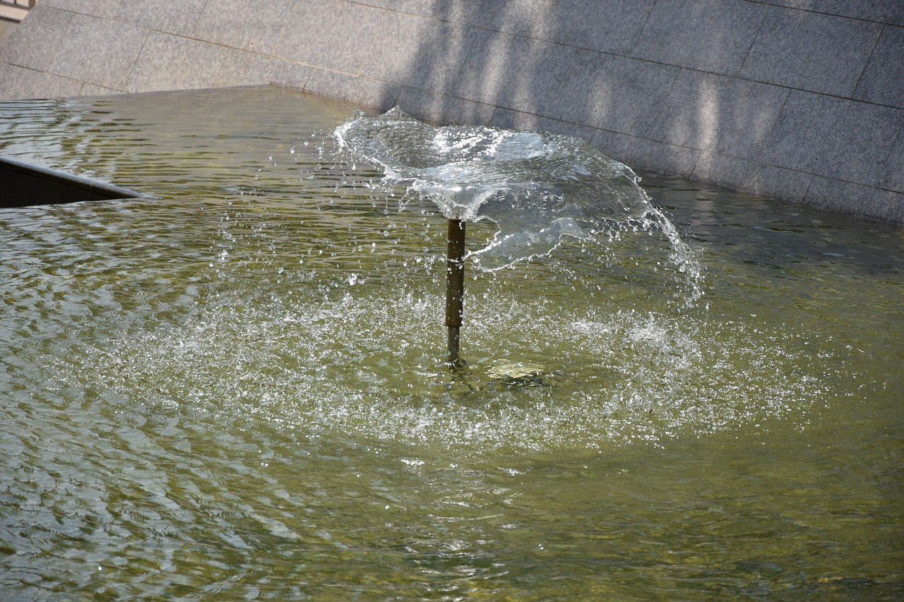 water fountain summer free photo