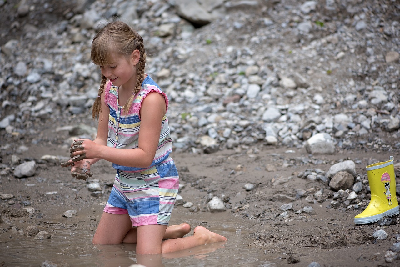 water splashing childhood free photo