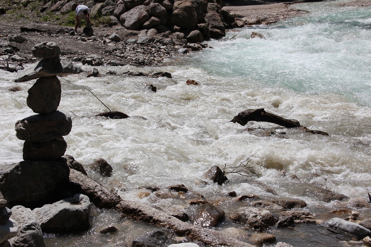 water tearing landscape free photo