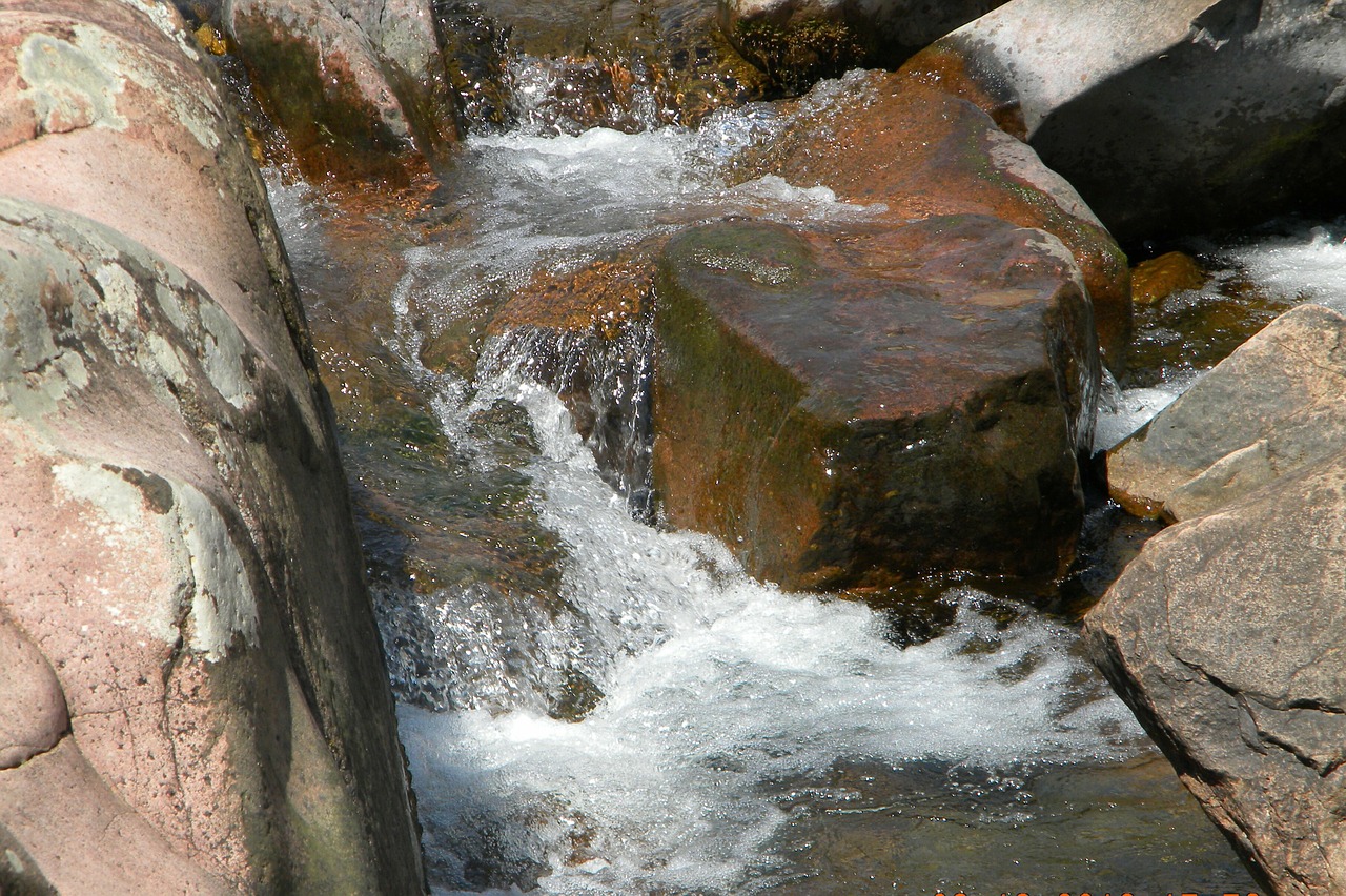 water spring rocks free photo