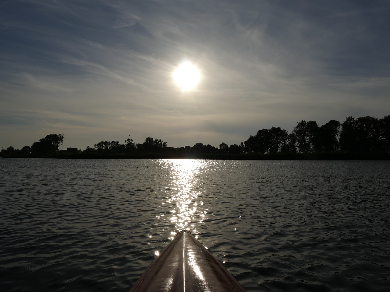 water sun canoeing free photo