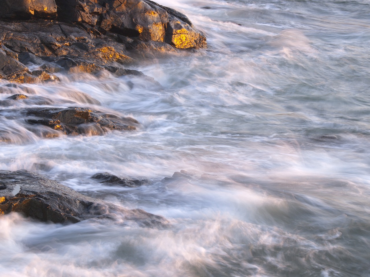 water landscape rock free photo