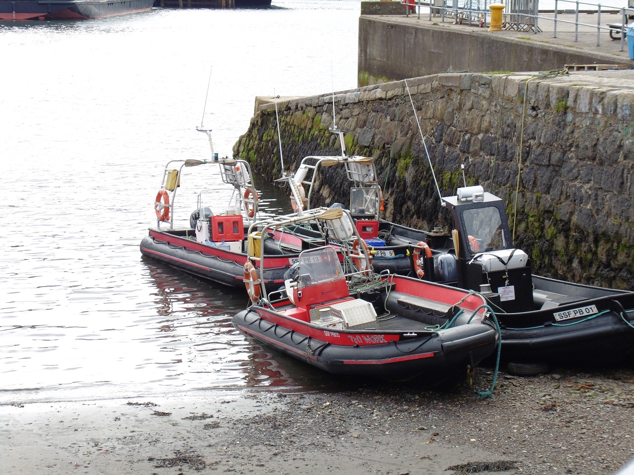 water sea boats free photo